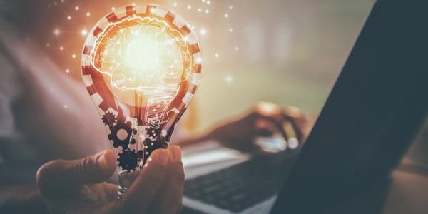 Veilig digitaal factureren. Sinds april dit jaar verplicht. Maar ook: kostenbesparend
